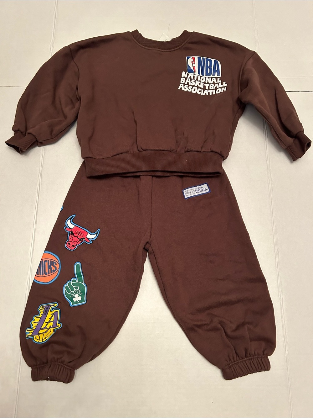 NBA Zara Kids Brown Logo Sweatshirt & Joggers Set